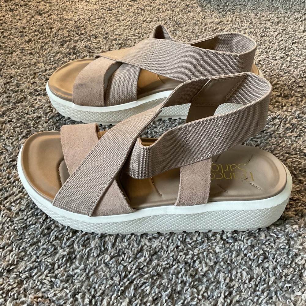 Franco Sarto Elastic Cross Strap Platform Sandals Taupe Beige Stretch Slingback